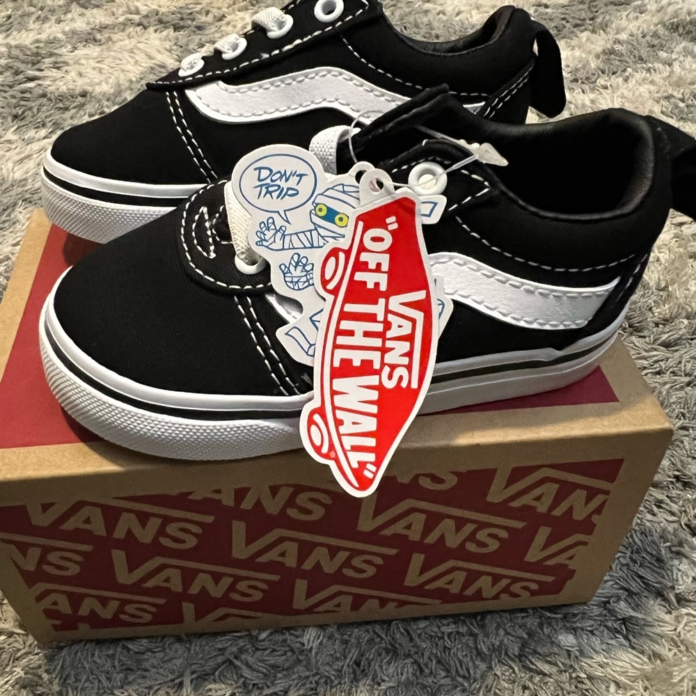 Classic toddler vans size 5.0.